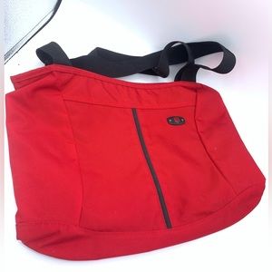 VICTORINOX RED TRAVEL TOTES BAGS